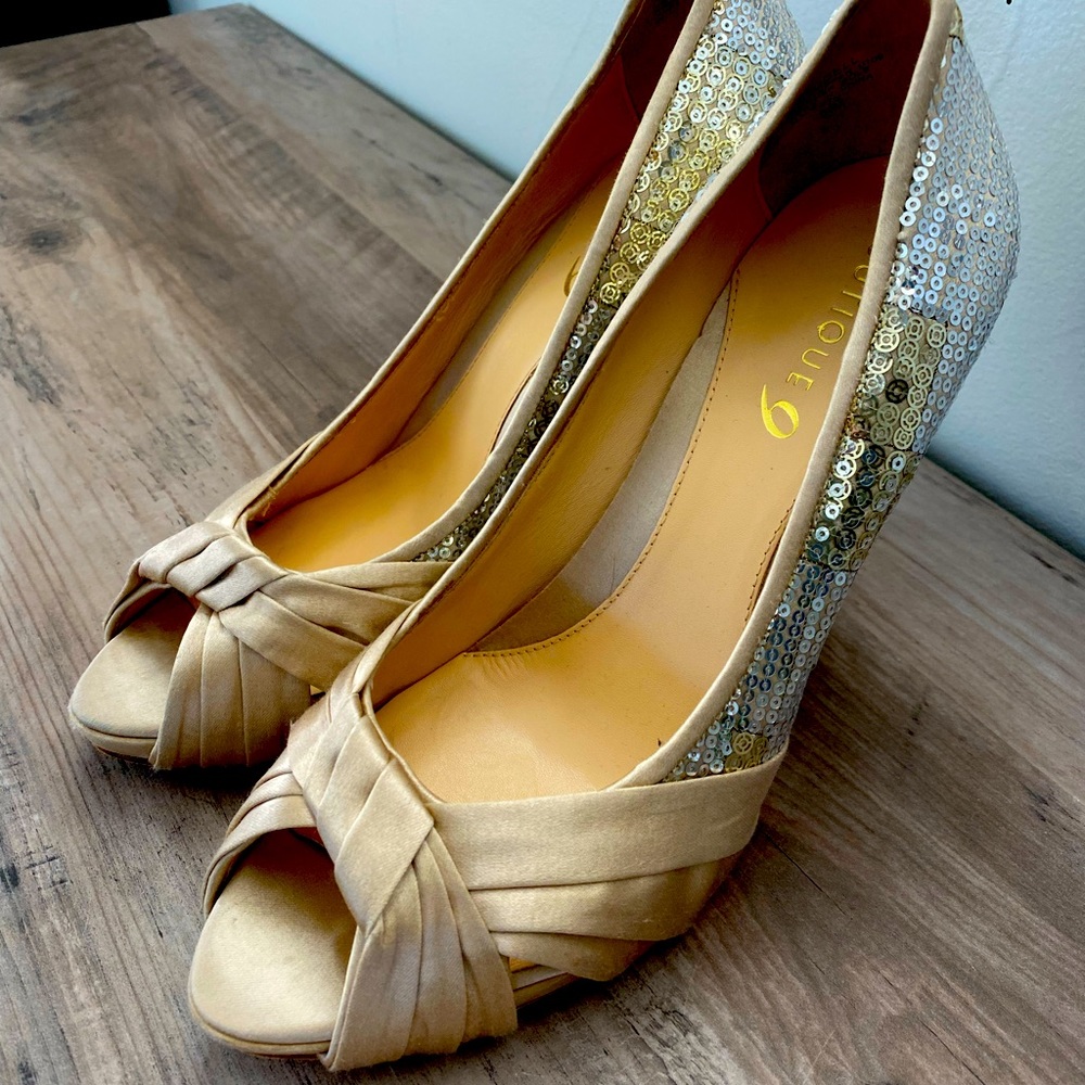 Boutique 9 Satin/Sequin Heels